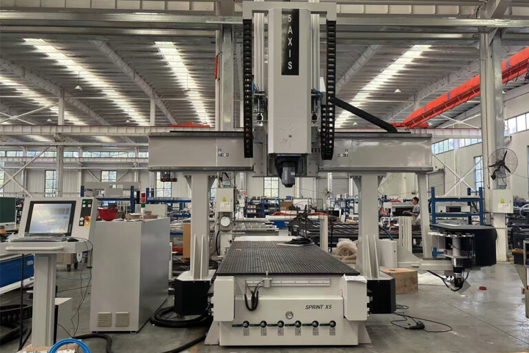 Desbloquear a precisão: Descobrindo os roteadores CNC de 5 eixos 5 Router CNC de 5 eixos