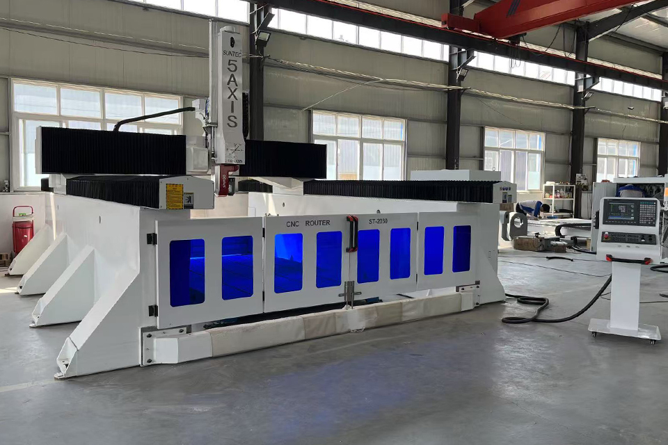 Router CNC a 5 assi