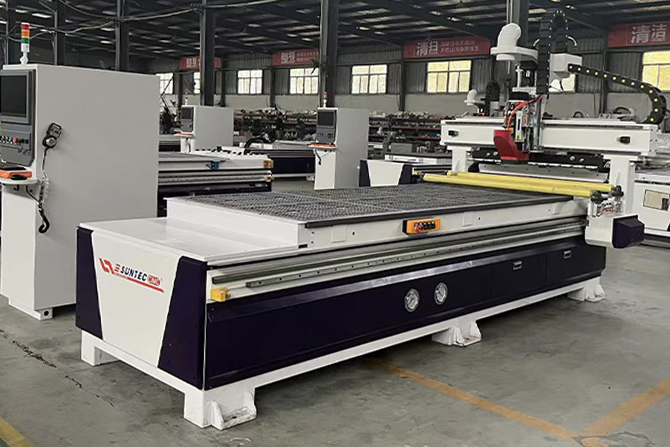 Fresatrice CNC vs. Router CNC: Distinzioni chiave per la produzione 3 Macchine CNC Router 01