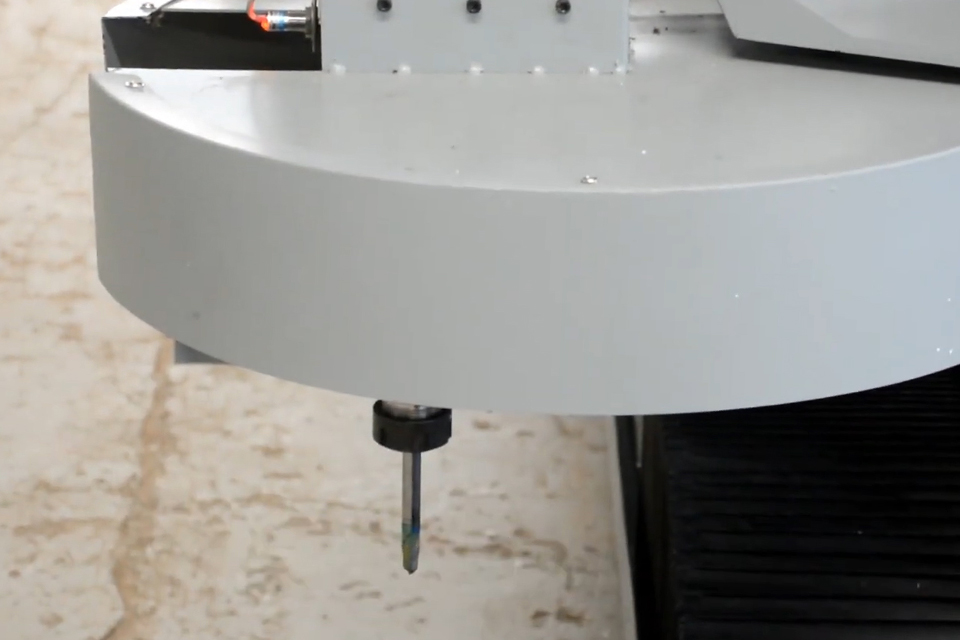 Router CNC di grandi dimensioni